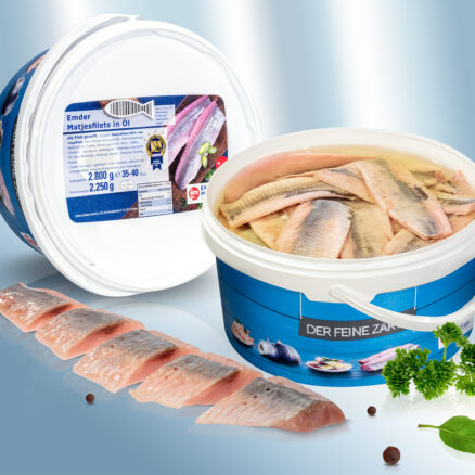 Филе сельди в масле 2,8 кг, 35-40 шт, чистый вес сырья 2,250 кг